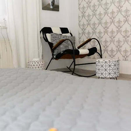 Sommerhaus Homestay *